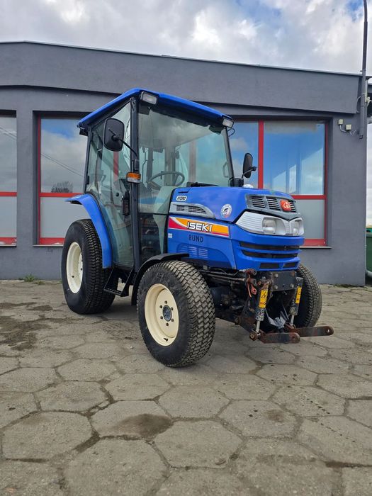 Iseki TG 5390  Iseki TG 5390 Ciagniczek z kosiskiem Klimatyzacja