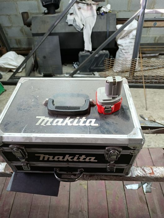 Шуруповерт оригінал