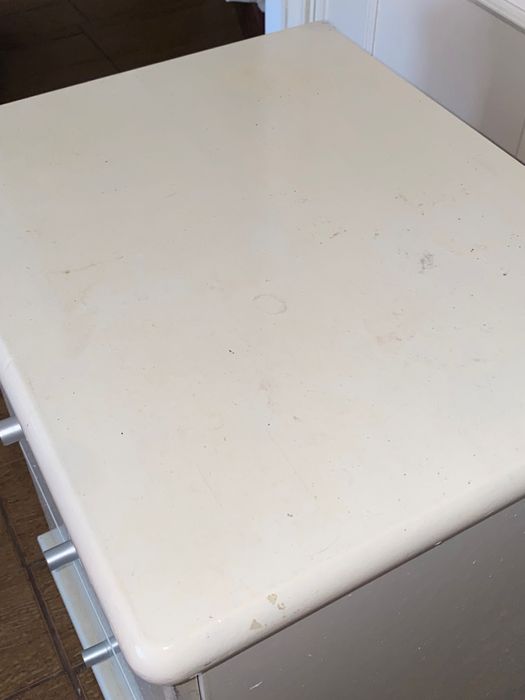 Mesa de cabeceira