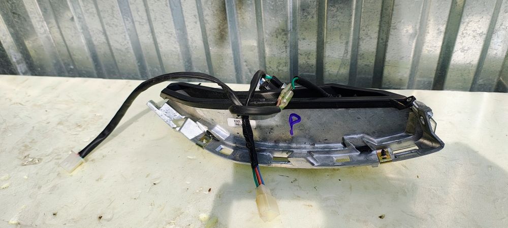 Sym Symphony ST 50,125 LED, Kierunkowskaz.