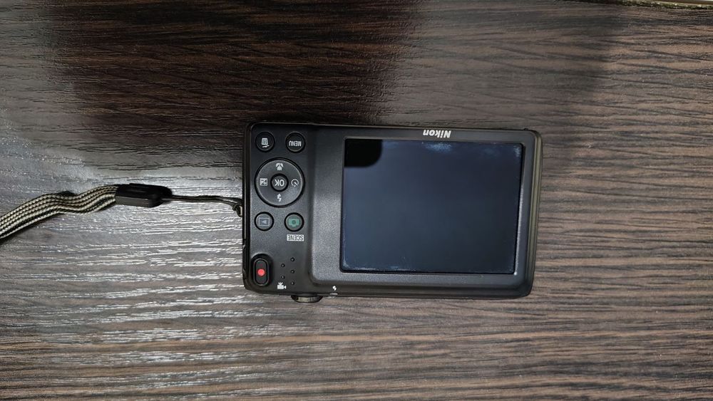 Никон  S3400   как новый