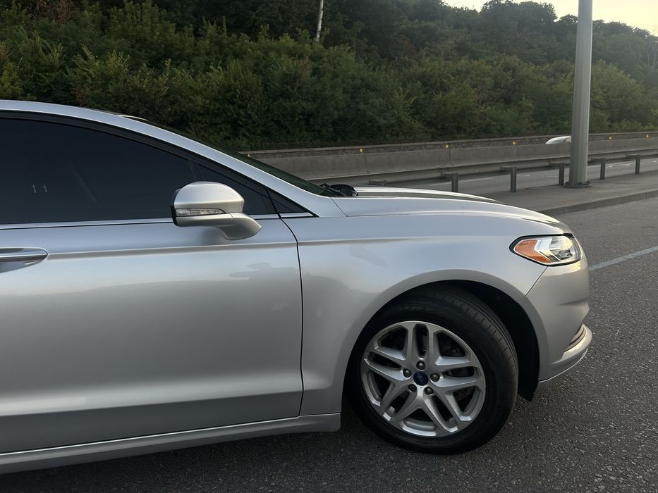 Ford Fusion 2016