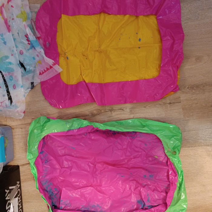 Mokry piasek kinetyczny z akcesoriami