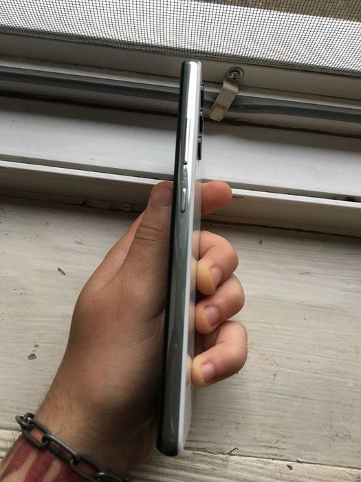 Samsung Galaxy A32 4/64 майже новий