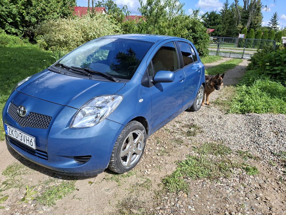 Toyota Yaris 1,3. 07