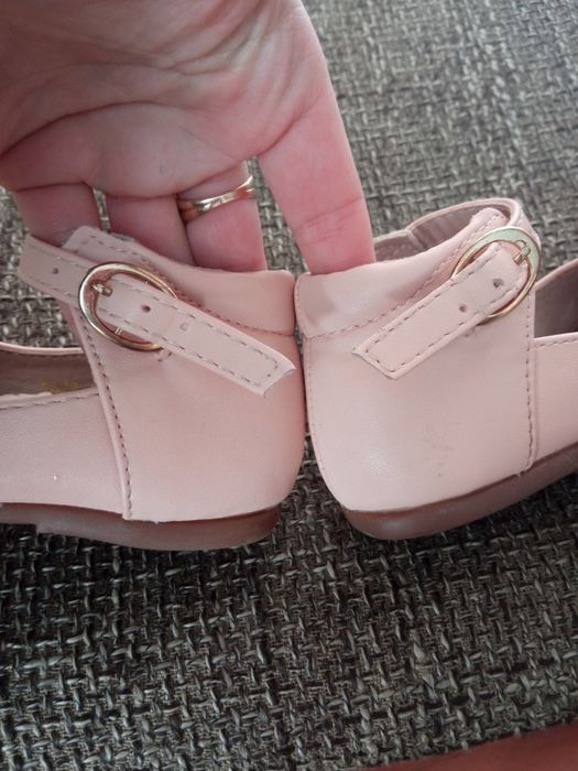 Капчики, туфельки на дівчинку 22 розмір