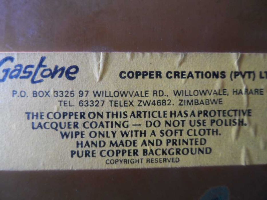 CINZEIRO em cobre lacado africano, com motivo tribal