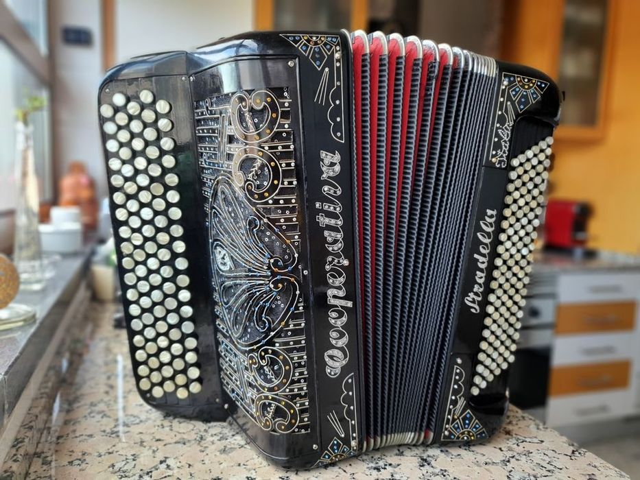 Acordeon cromatico