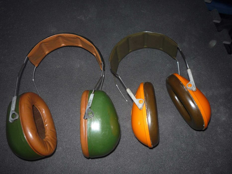 Dois protectores auditivos: 1 euro