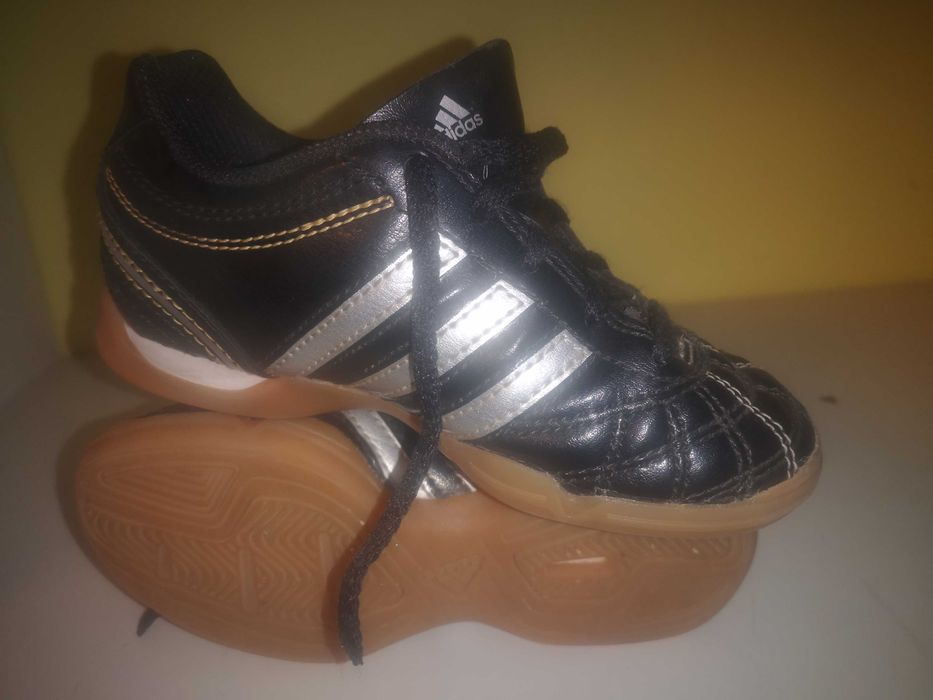 Halówki adidas rozm. 27    16cm