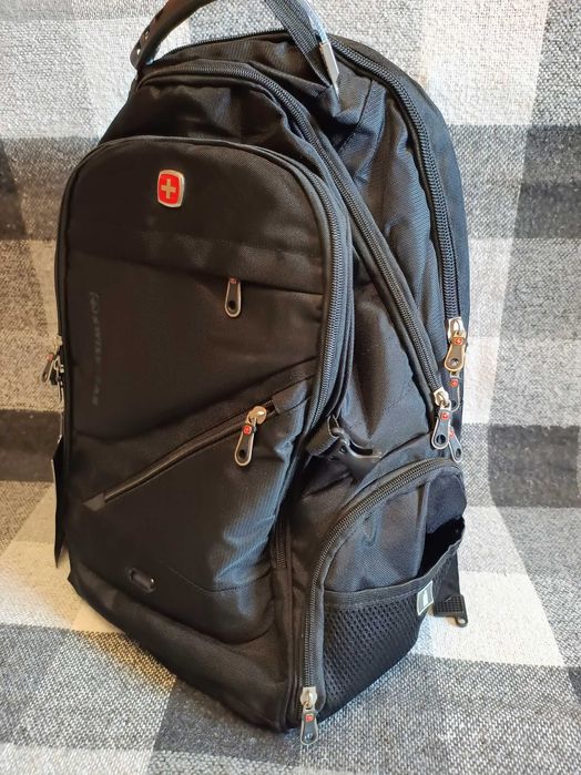 Швейцарський міський рюкзак Swissgear 8810 39 л Black
