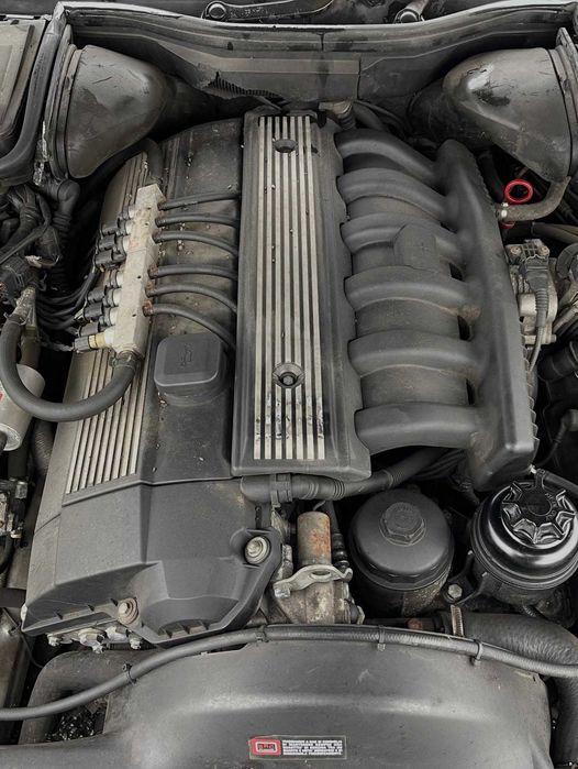 BMW E39 para peças!