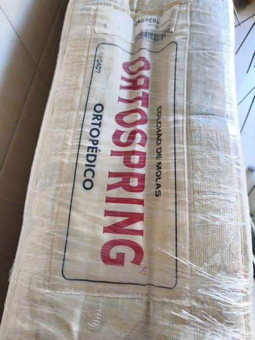 Cama solteiro colchão ortopédico