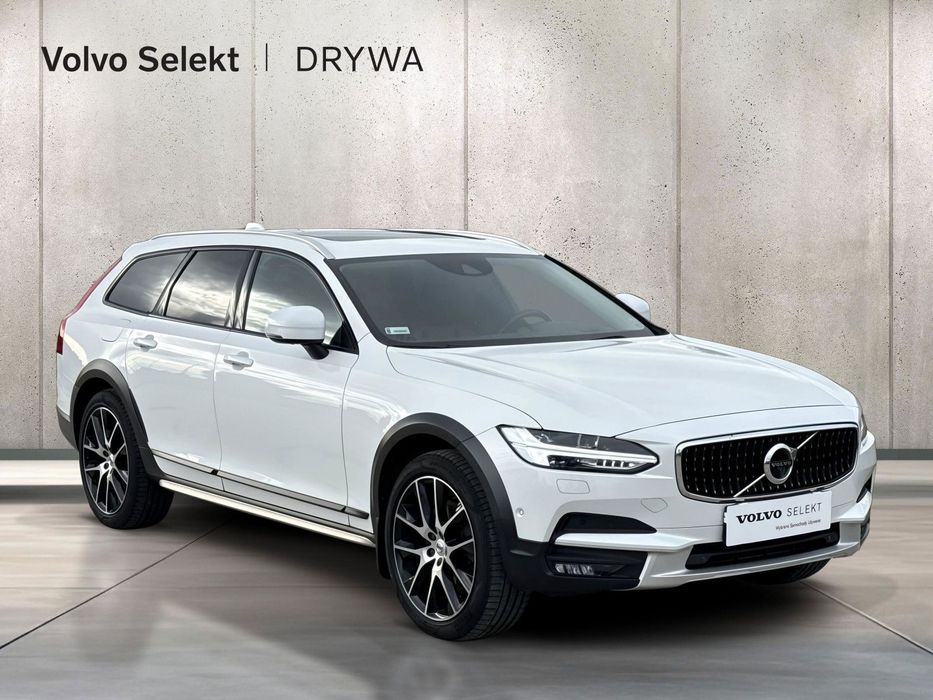 Volvo V90 Cross Country D5 AWD PRO | Serwis ASO | Panorama | Hak | Masaże | FV Marża | DRYWA G