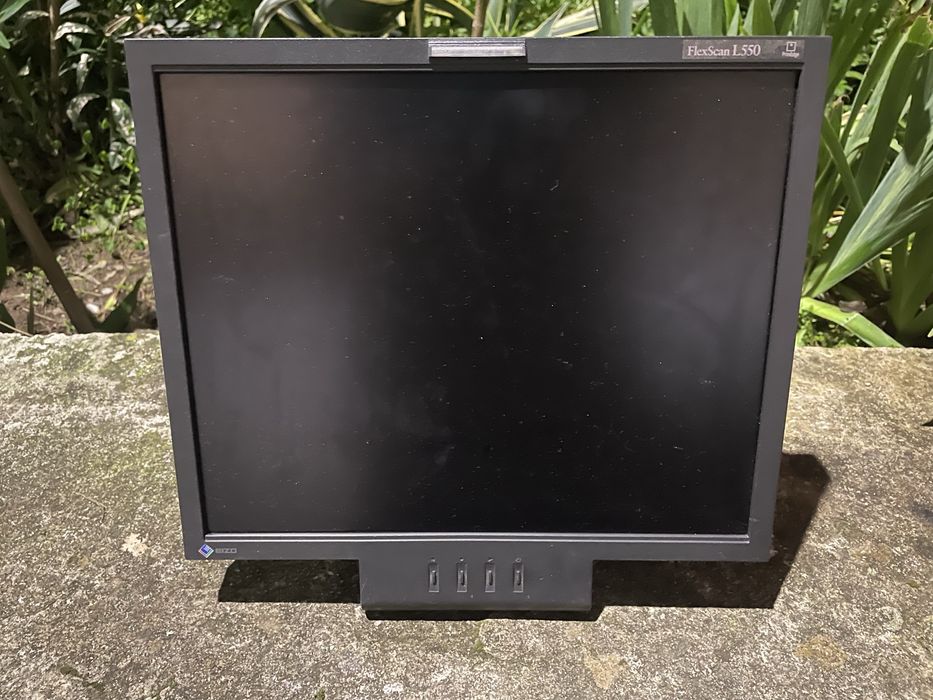 Monitor de 17 polegadas