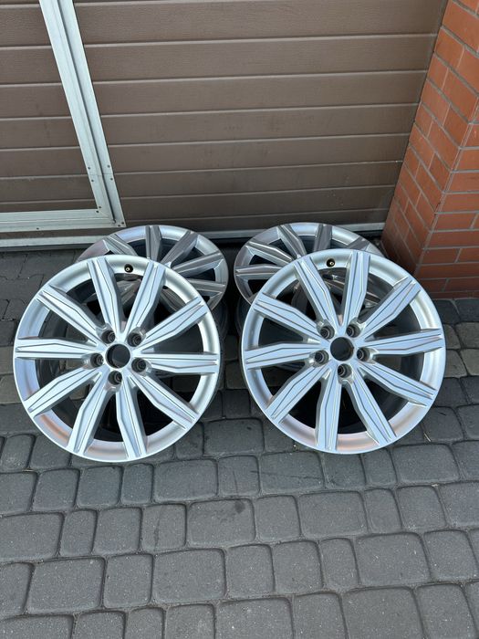 Felgi aluminiowe Audi 19” 5x112 ET 39