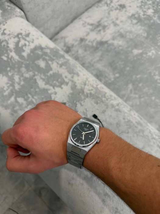 Годинник Tissot PRX кварцевий