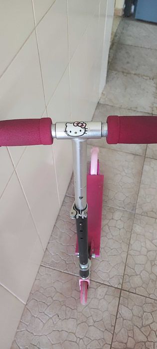 Trotinete hello Kitty