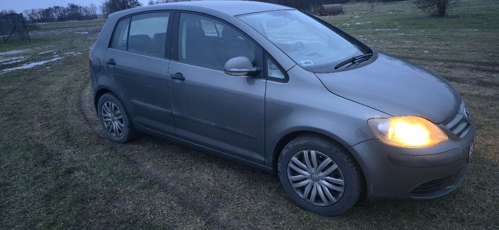 Wolkswagen golf  5 plus