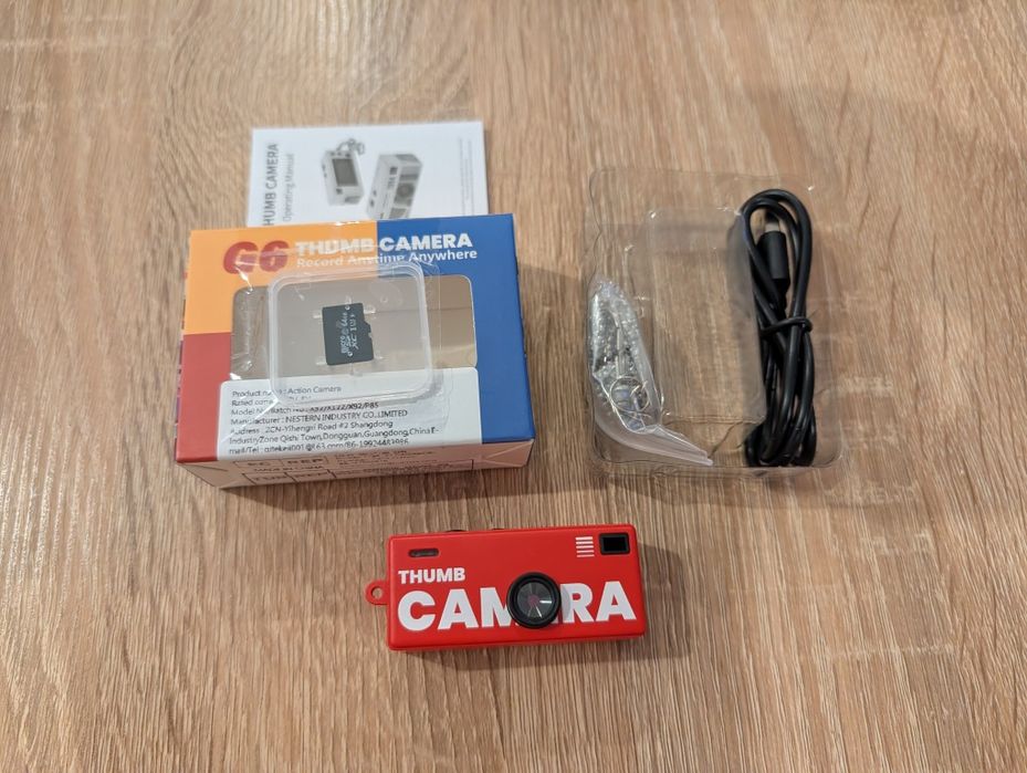 ThumbThumb  Camera G6 com cartão de memória 64gbs, estilo RETRO.