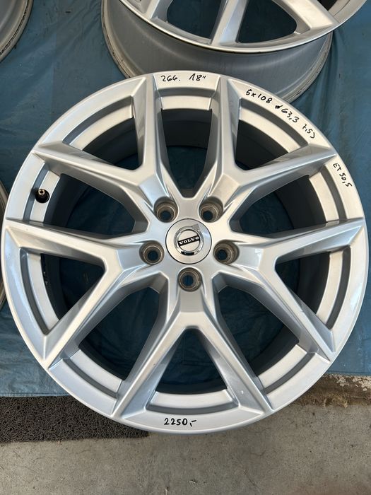 266 Felgi Aluminiowe VOLVO R 18 5x108 otwór 63,3 Bardzo Ładne
