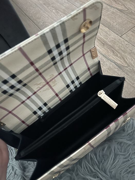 Burberry torebka