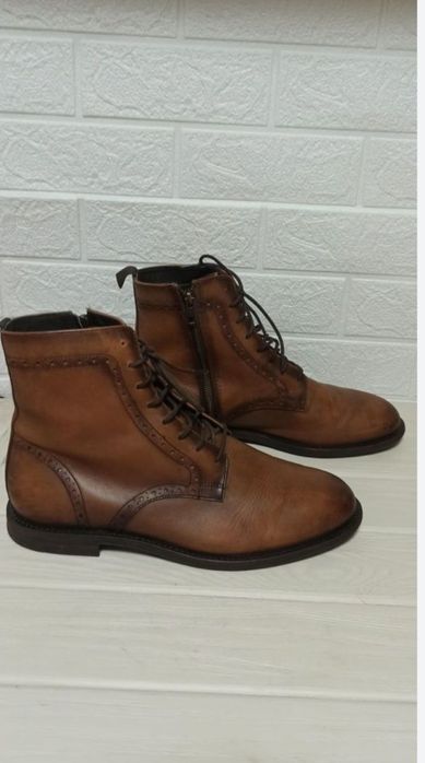 Шкіряні чоботи Zara 42р.
