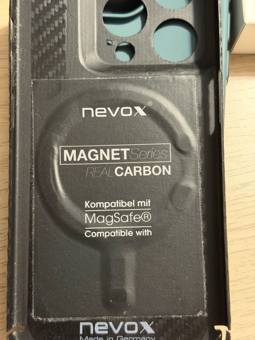 iPhone 15 pro Stan idealny 90% baterii + nevox carbon case