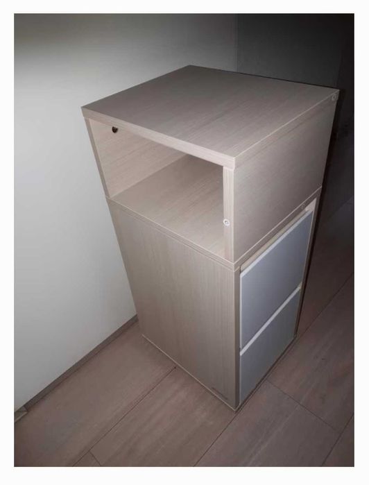 2 Mesas de Cabeceira 30 x 25 x 65 cm bege + branco - Novas