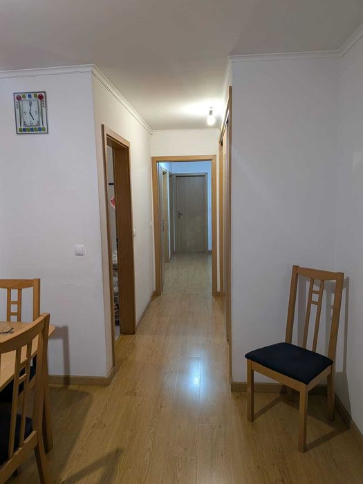 Quarto em Amexoeira (para Mulher)