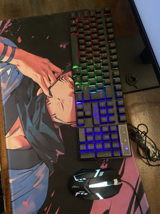 Vendo periféricos gamer para PC or PS4