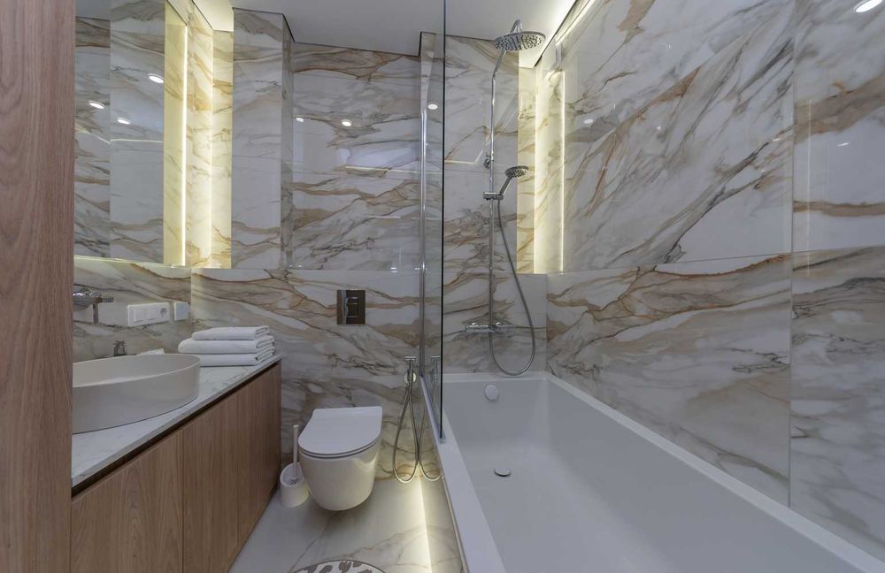 Подобово - люкс-апартаменти з видом на місто, у будинку з Генератором.