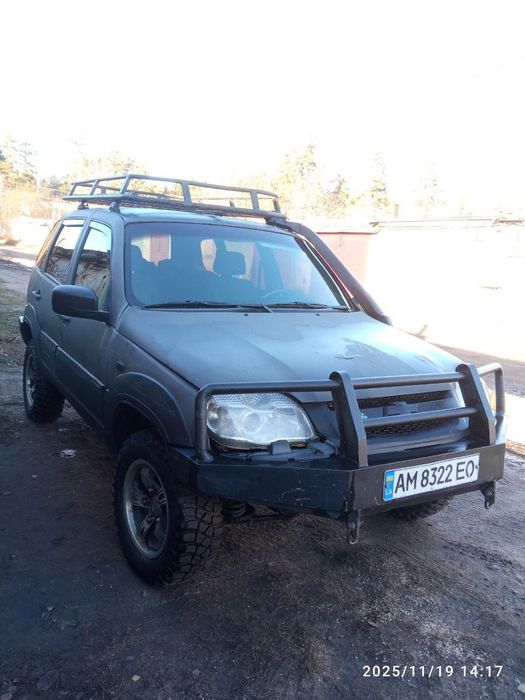 Нива Chevrolet  1.7 бензин 2009р