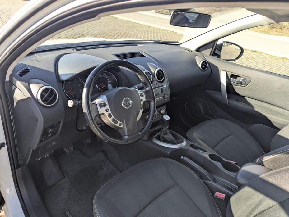 Продам Nissan Qashqai