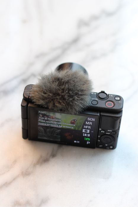 Sony ZV-1A – jak nowy, użyty raz, komplet pudełkowy + futerko