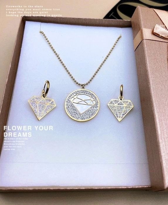 Komplet biżuterii diamentem naszyjnik + kolczyki