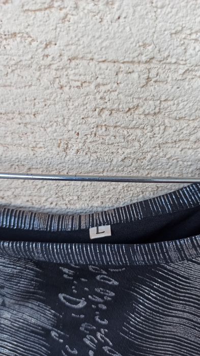 Top Preto e Prateado