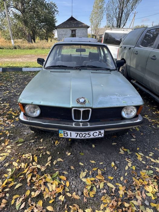 Продам BMW 3    E21