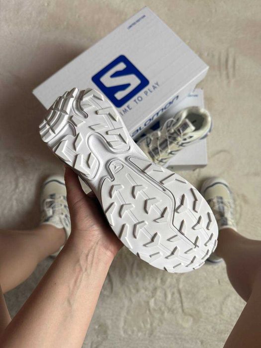 Жіночі Кросівки Salomon XT-6 S-LAB Soft Ground Beige White Gray