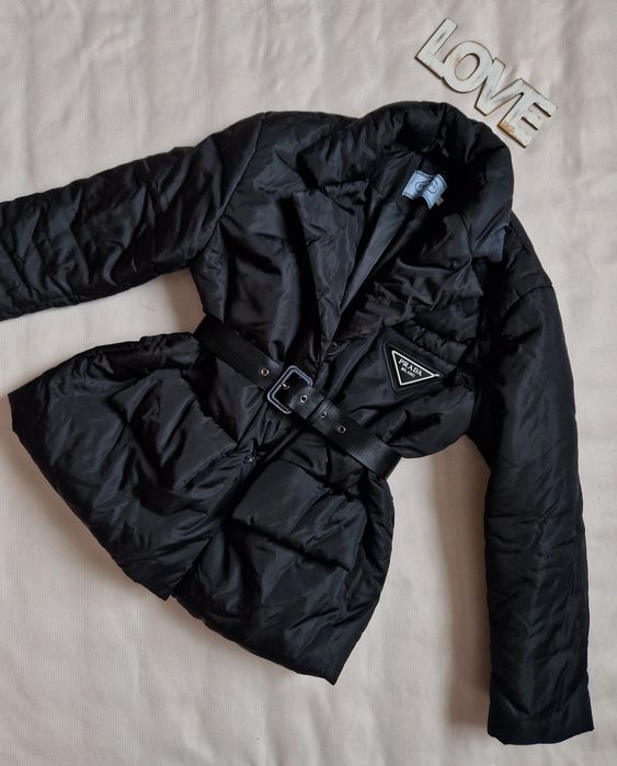Жіноча куртка PRADA Прада розмір S єврозима пуховик парка