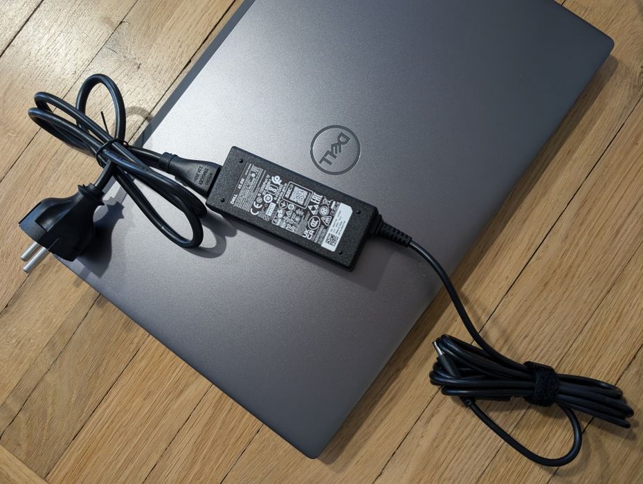 Laptop Dell Vostro 5401 14" i5/8GB/SSD512GB WIN11PRO