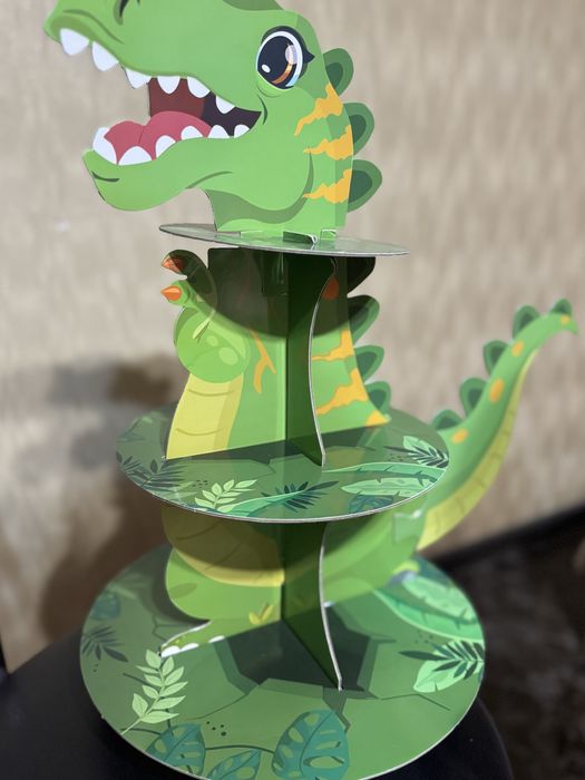 Динозаври день народження