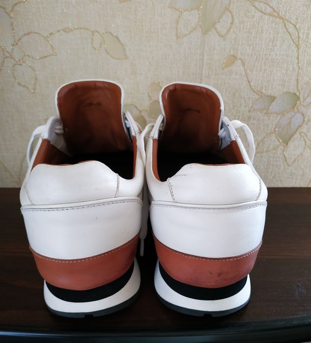 Продам кожаные кроссовки BALLY  большой размер  стелька 31 см