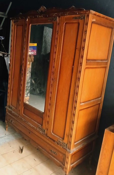 Roupeiro para restauro