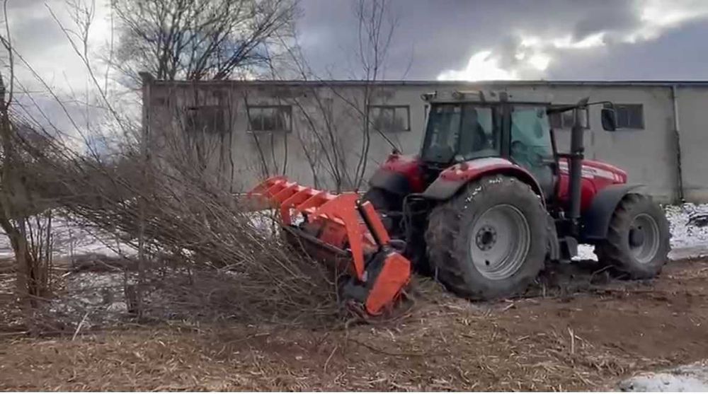 Mulczerowanie koszenie traw nieużytków zarośli drzew pni
