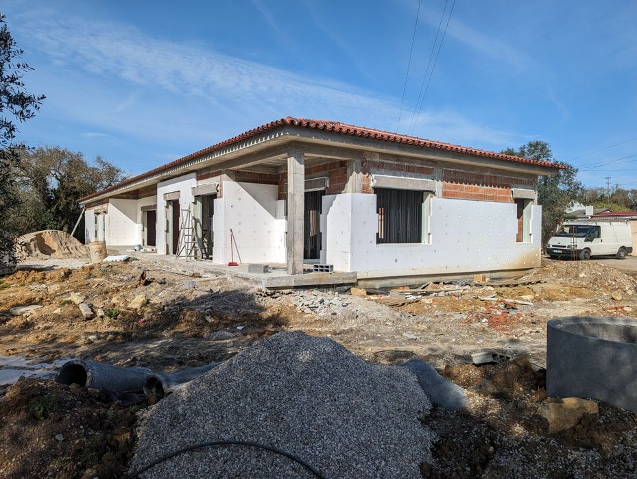 Restauros e remodelações  /capoto