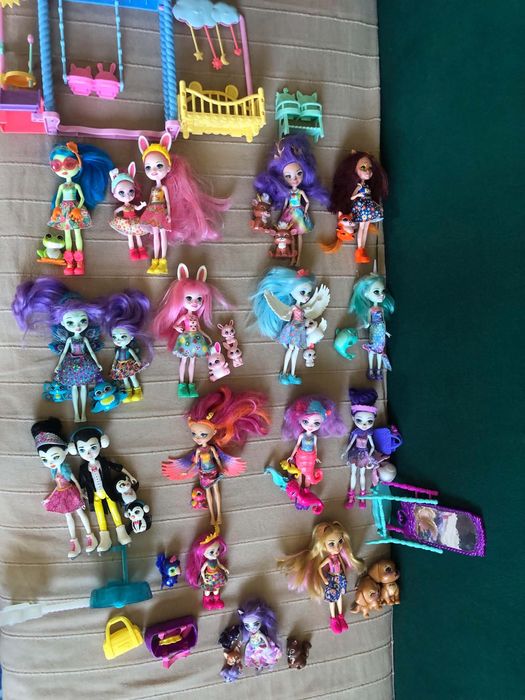 18 lalek enchantimals plus domek plus bawialnia