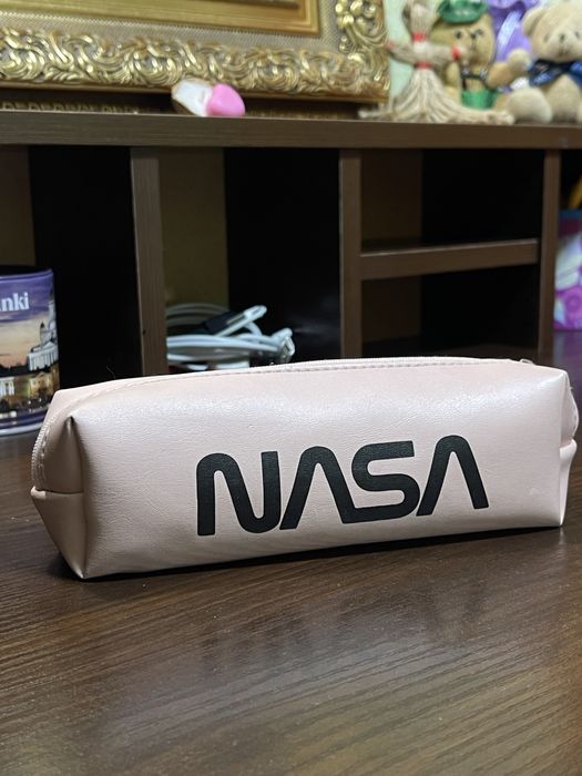 пенал NASA