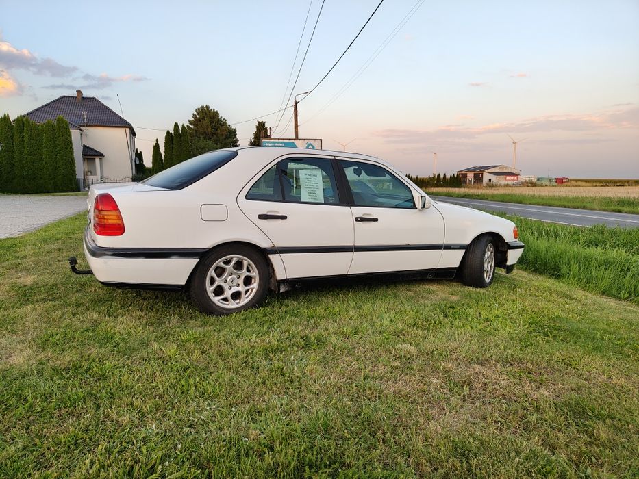 Mercedes Benz  C KLASA  220D