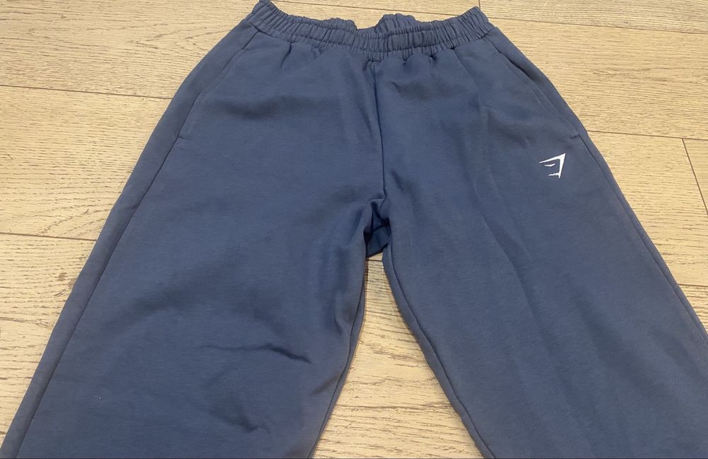 Nowe spodnie damskie GymShark
